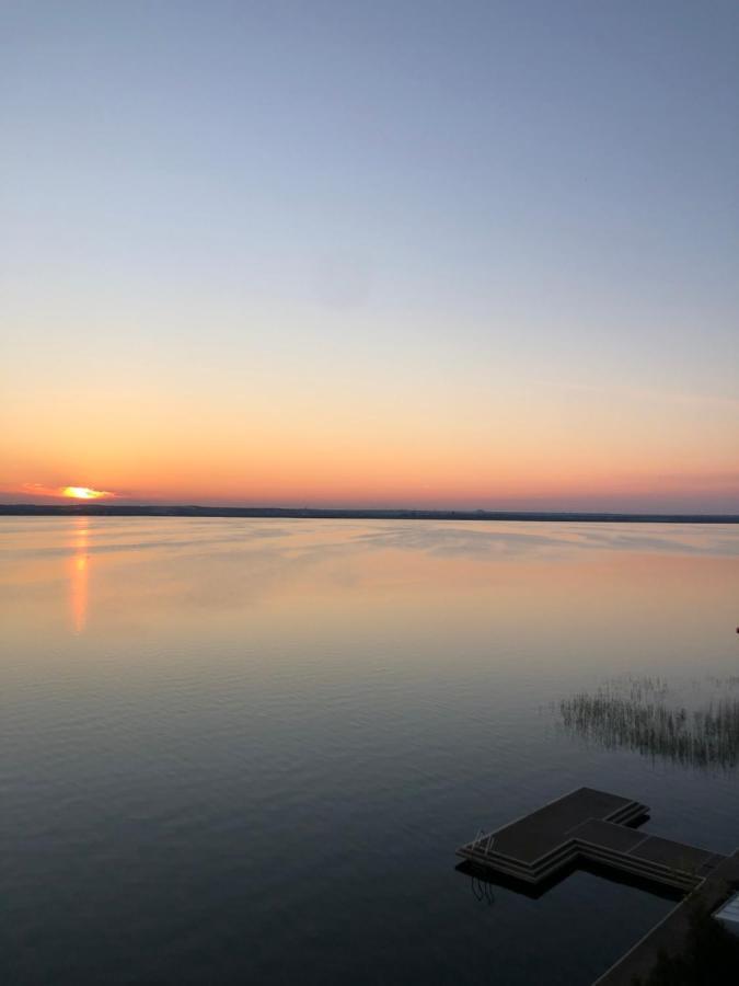 Lake View Mamaia